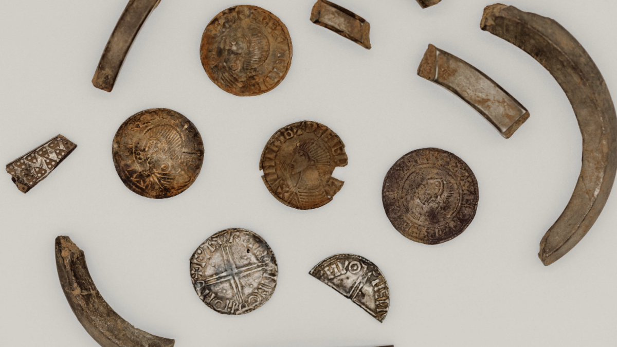 Kolejne odkrycie wczesnośredniowiecznego skarbu srebrnego na Wyspie Man 