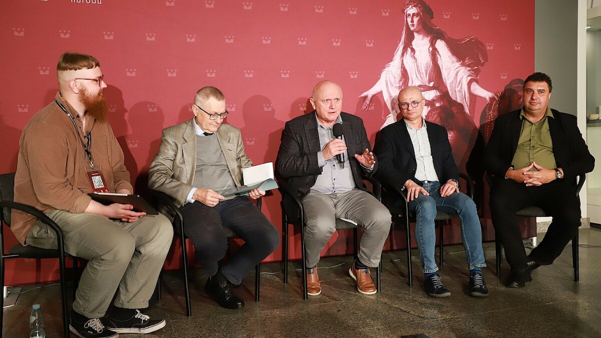 Średniowieczni Polacy - kim byli, jak o sobie myśleli? Dyskusja podczas Kongresu Polskich Mediewistów 2025 Średniowieczni Polacy - kim byli, jak o sobie myśleli? Dyskusja podczas Kongresu Polskich Mediewistów 2025