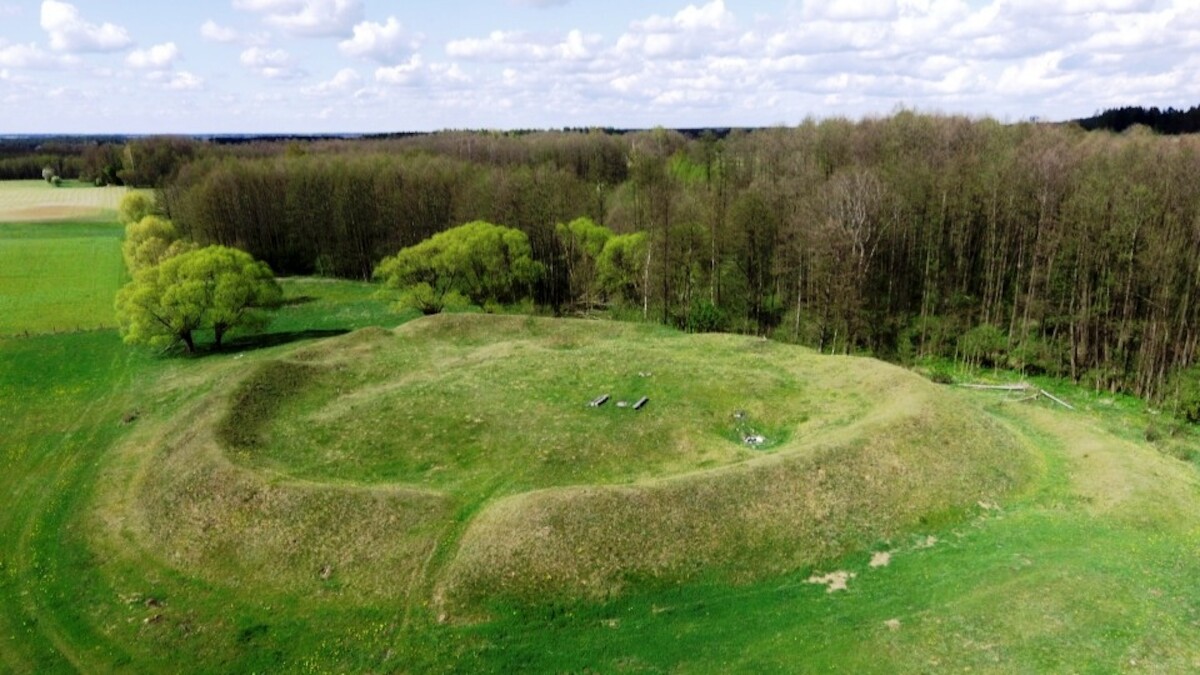 Grodzisk wczesnośredniowieczny. Badania 2020 - wystawa archeologiczna