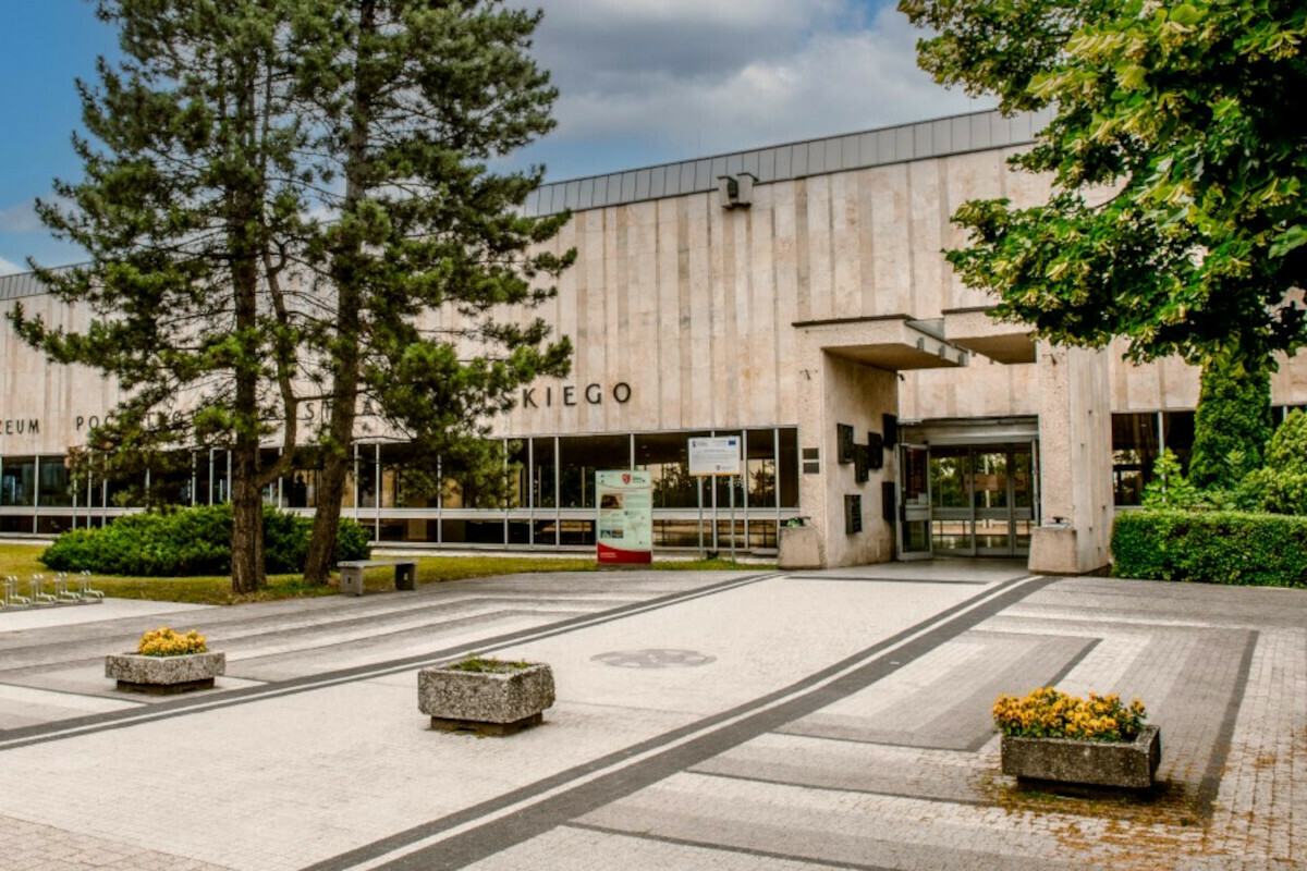 Muzeum otwarte 15 sierpnia Muzeum otwarte 15 sierpnia